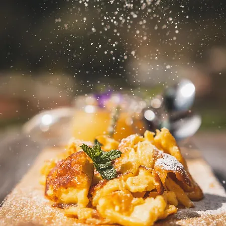 S P O R T A L M - Seefeld Bed and Breakfast *