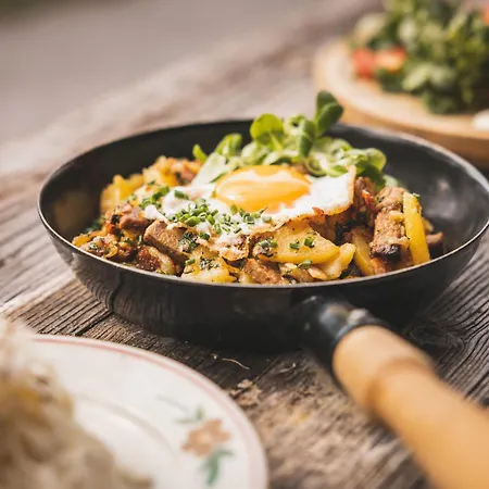 Bed and Breakfast S P O R T A L M - Seefeld *