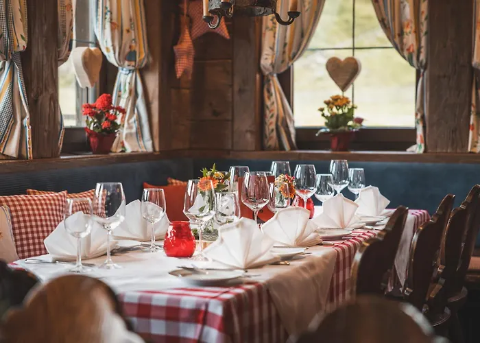 S P O R T A L M - Seefeld *