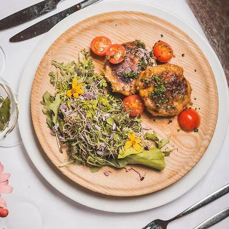 ベッド・アンド・ブレックファスト S P O R T A L M - Seefeld ゼーフェルト・イン・チロル