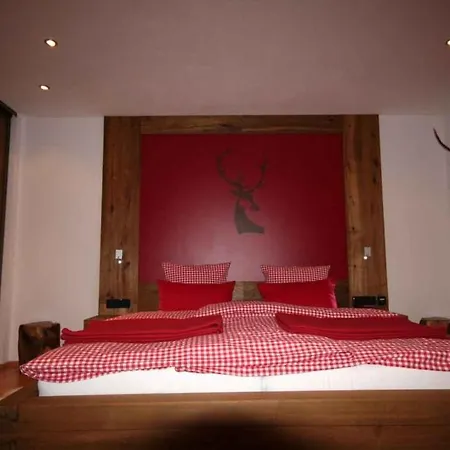 S P O R T A L M - Seefeld ベッド・アンド・ブレックファスト ゼーフェルト・イン・チロル